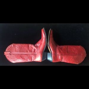 Red Vintage Cowboy Boots 7B